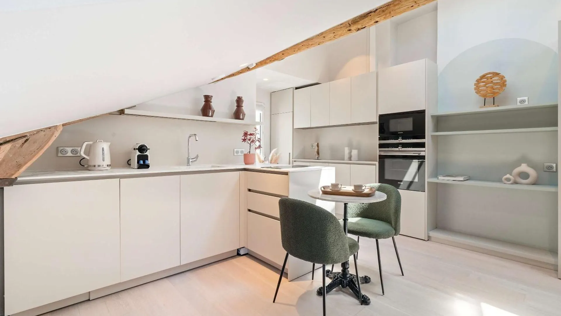 Renovated Apartment In Le Marais 巴黎
